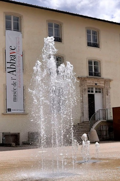 Musée de l'Abbaye Saint-Claude Facade du musée