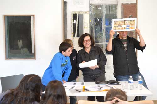 Musée de l'Abbaye Saint-Claude Francine Bouchet 
auteure directrice
des éditions La Joie de lire Genève
et Yassen Grigorov
illustrateur bulgare
Partenariat Maison de la poésie
transjurassienne
Printemps des poètes 2012