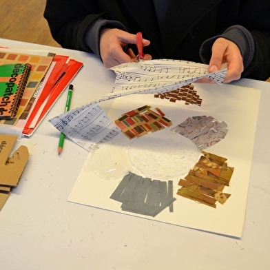 Musée de l'Abbaye - Atelier : Tableau en papiers déchirés